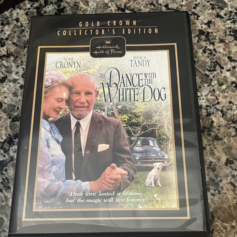 Hallmark Gold Crown Collector's Edition DVD - To Dance with the White Dog